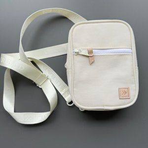 Off White Thread Wallets Crossbody Bag